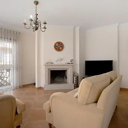 Casa Dos Pexins T1 Nazaré